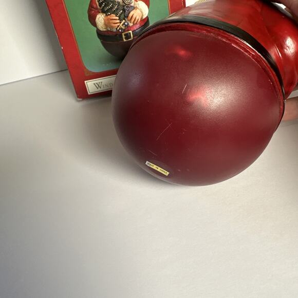 Windsor Collection- Musical & Revolving Collectible Santa 7” Tall - Picture 6 of 7